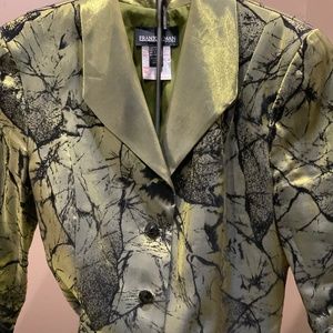 Satin with raised black detailing made by Frank Lyman size 6